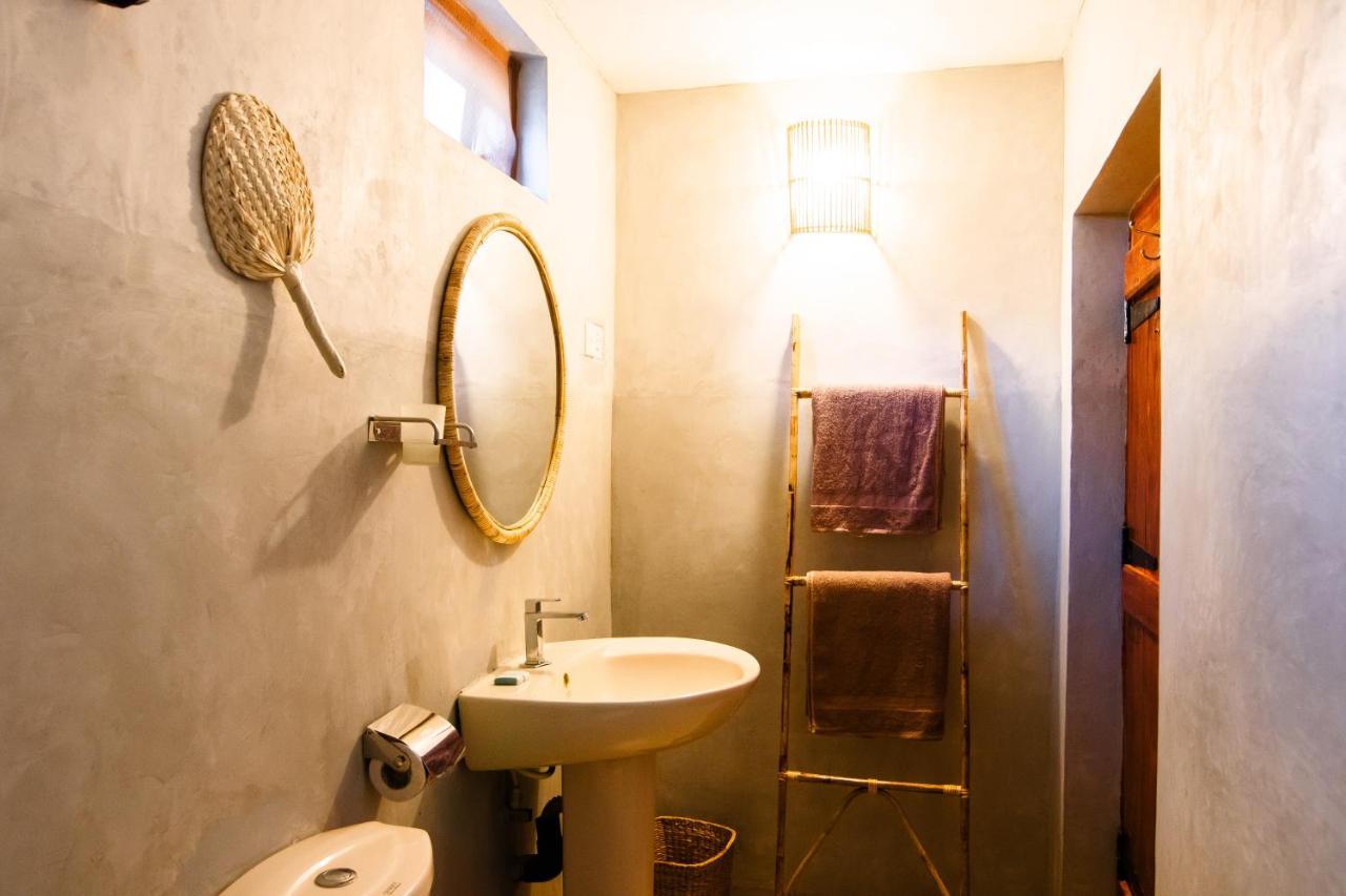 Pompon Otel Pottuvil Dış mekan fotoğraf