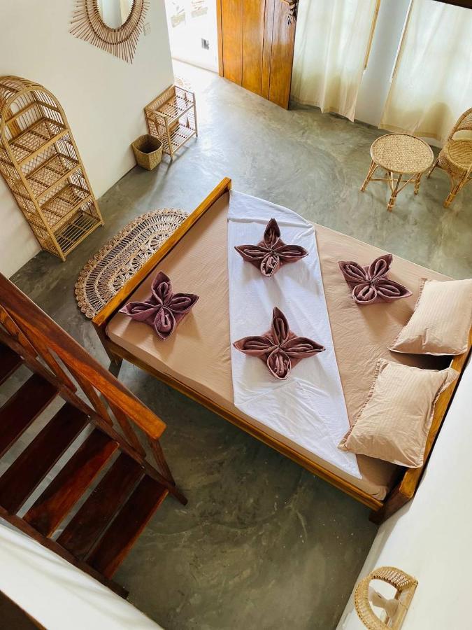 Pompon Otel Pottuvil Dış mekan fotoğraf