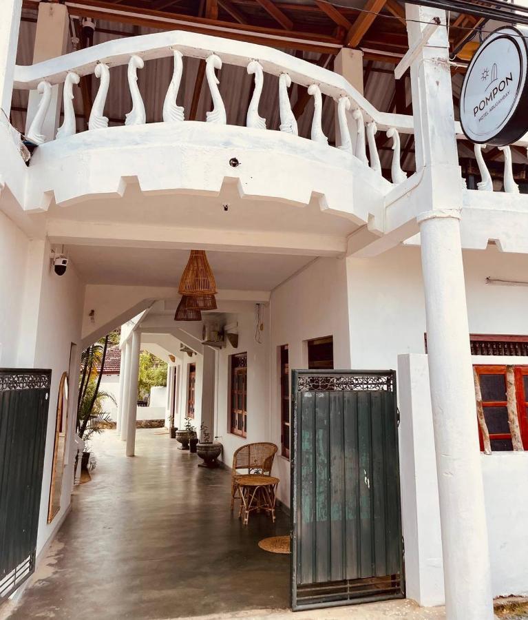 Pompon Otel Pottuvil Dış mekan fotoğraf